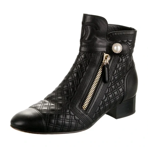 CHANEL | Shoes | Chanel Interlocking Cc Logo Moto Black Leather
